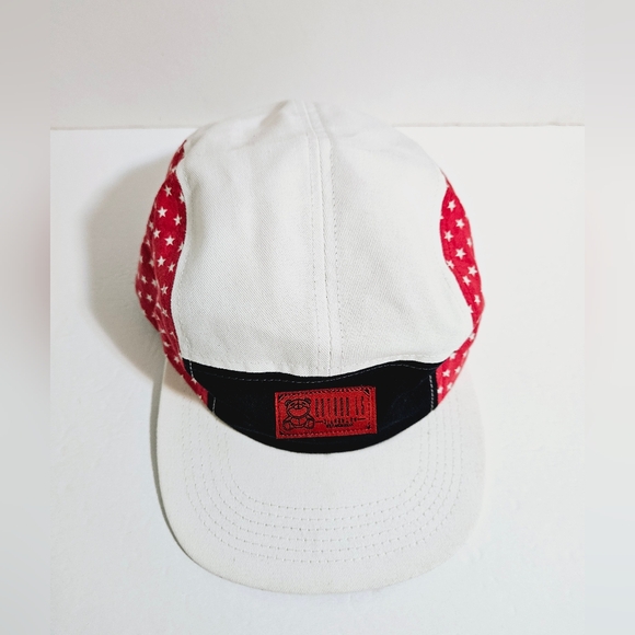 Entree LS Cap Red/White Navy Star Pattern Print Adjustable Buckle Hat - Picture 2 of 11